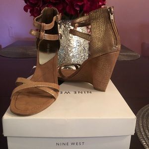 None West Sandal never worn, very comfy and cute